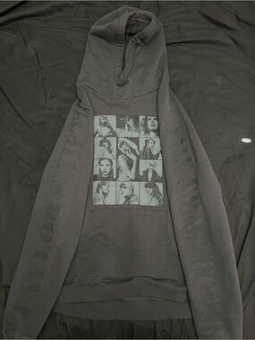 Taylor Swift Black Photo Grid Pullover Hoodie